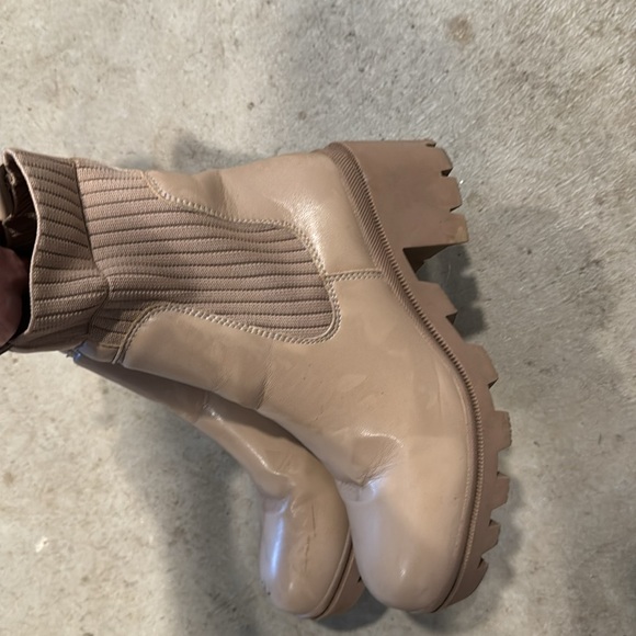 Slip on sock boots - Picture 9 of 9